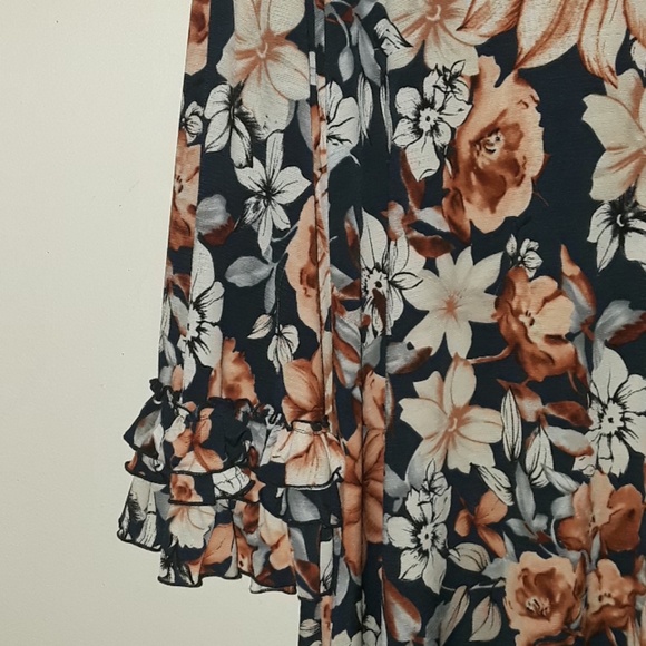 Honeyme Curvey - Picture 3 of 5